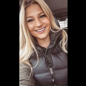 Meet your Posher, Kiana